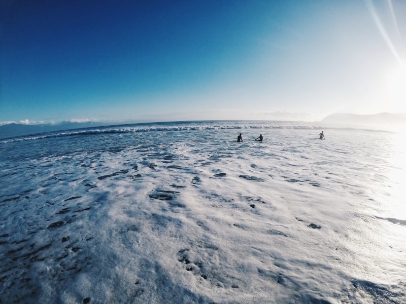 baler aurora surfing