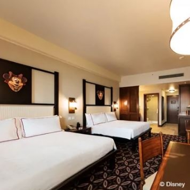 Hong Kong Disneyland Hotel Package Offer with your Standard Chartered Bank Card