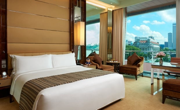 Advance Purchase Deal with Up to 20% Savings at The Fullerton Bay Hotel Singapore