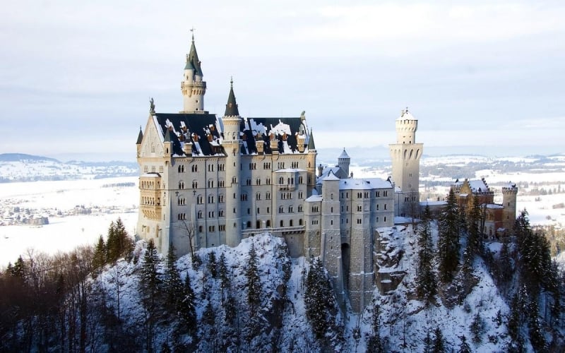 German castles: Neuschwanstein Castle 