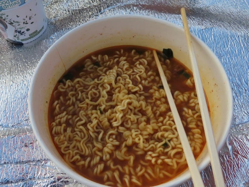 ramyeon,picnic han river seoul