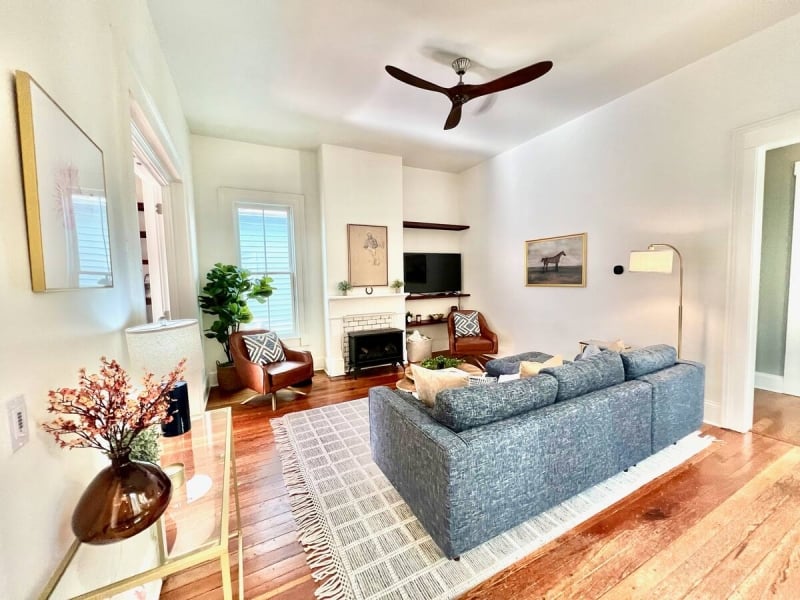 Airbnbs in Louisville