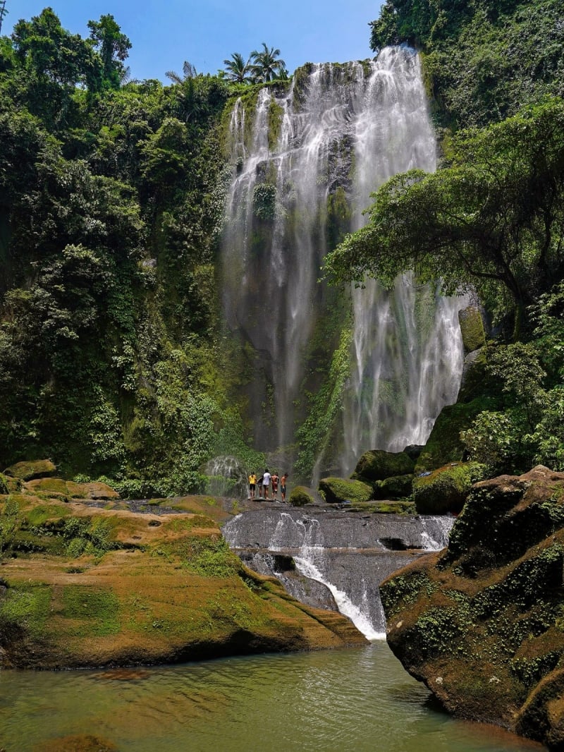 hulugan falls laguna