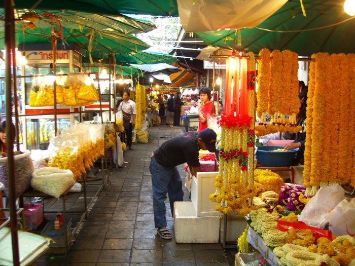 Yodpiman Market