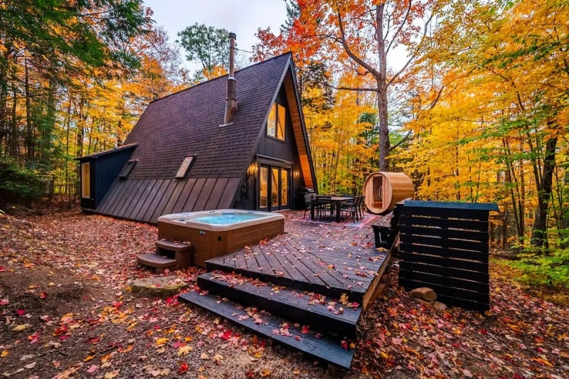 best airbnb fall foliage