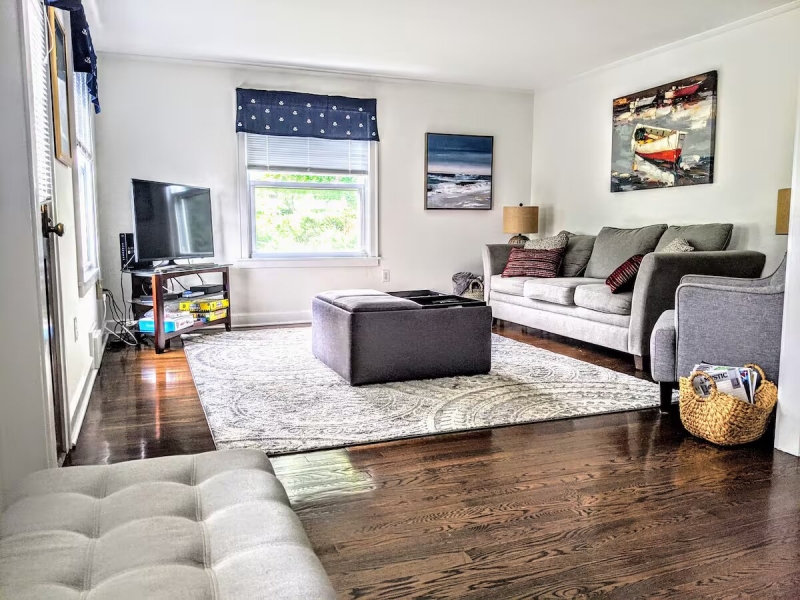 centrally located Airbnbs in Mystic