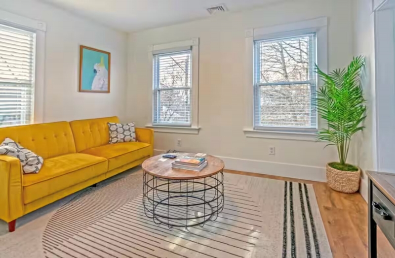 luxurious Airbnbs in Mystic