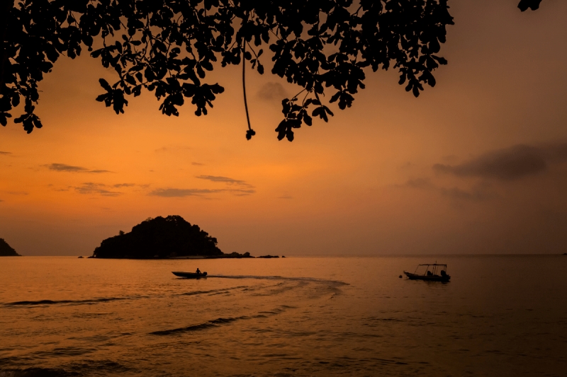 top pangkor attractions: sunsets at coral beach 