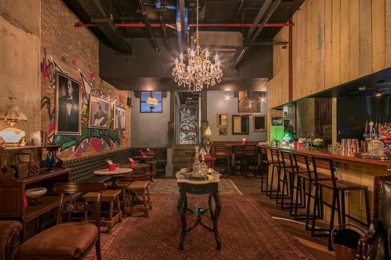 speakeasies in manila: hotel bar