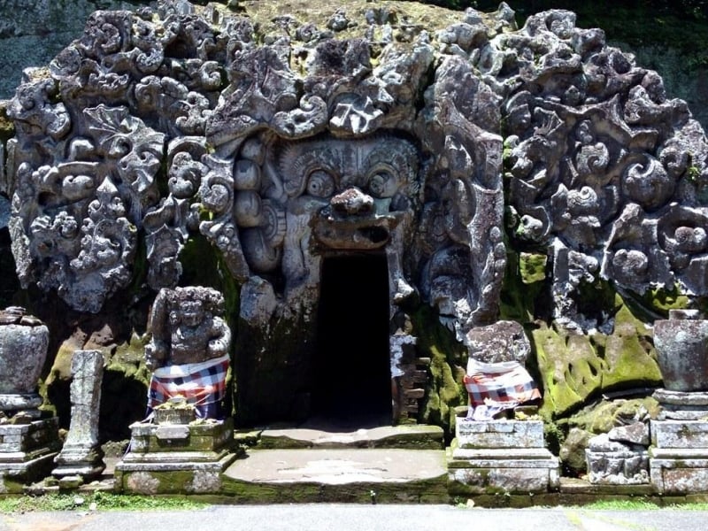 things to do in ubud: elephant cave