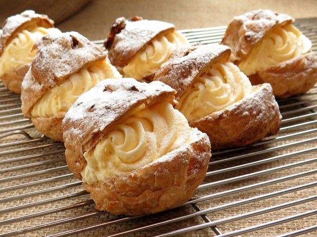 cream puffs french