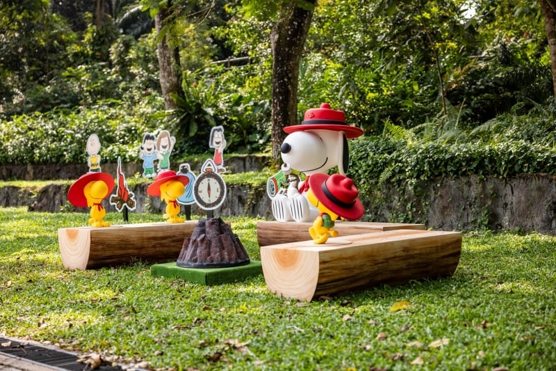 snoopy sculptures in the park