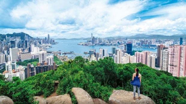 Fly to Hong Kong with Singapore Airlines from SGD248