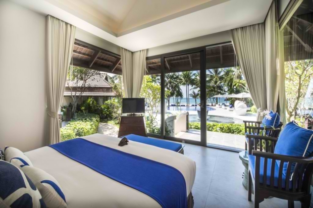 1-For-1 One Room Night in Akyra Beach Club Phuket with HSBC