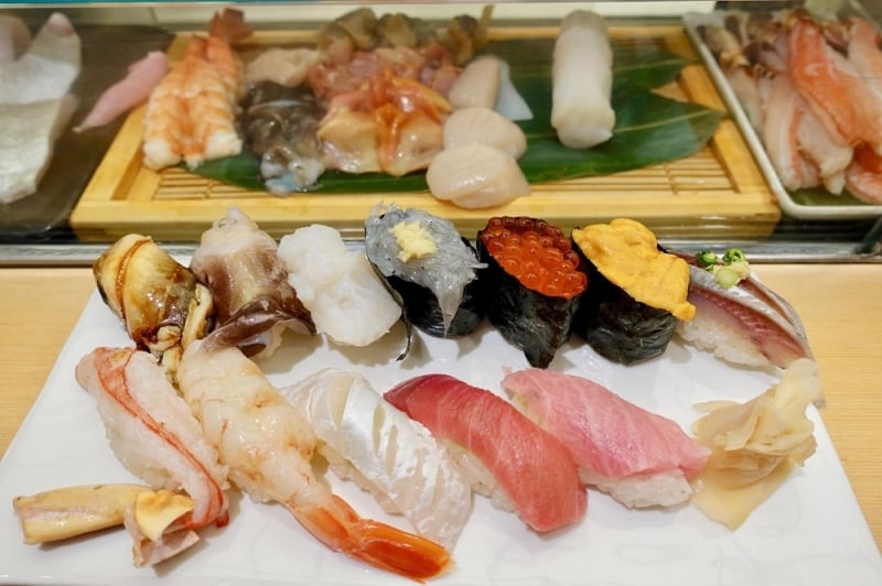 Omasake suchi chợ Tsukiji