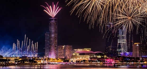Celebrate 2017 with Fairmont Singapore New Year Getaway