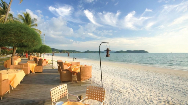 Enjoy 20% Savings when you Book and Pay with Standard Chartered in Meritus Pelangi Beach Resort