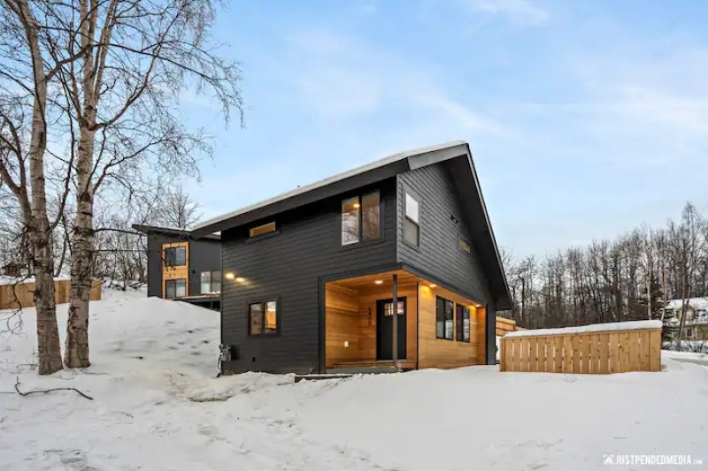 cozy Airbnbs in Anchorage