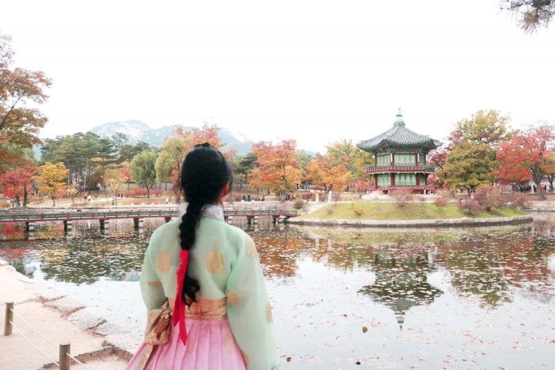 Beyond Annyeonghaseyo 15 Useful Korean Phrases For Travellers