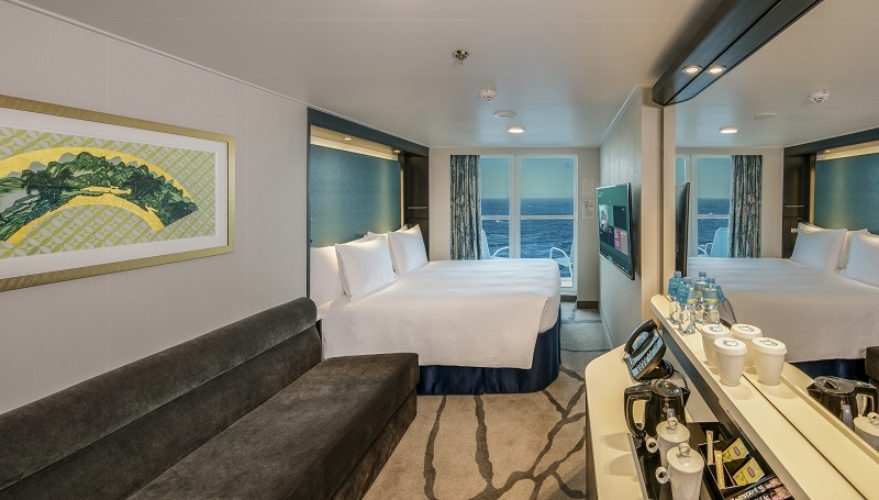 World Dream getaway cruise in Singapore
