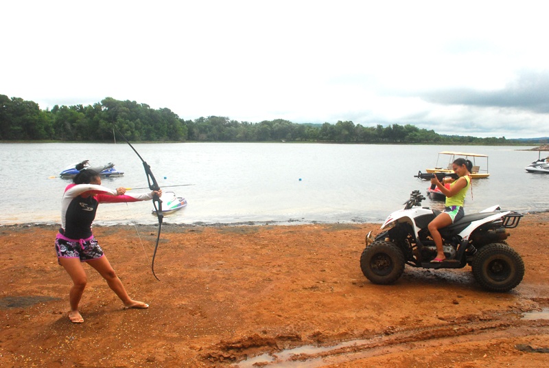 eco saddle lake caliraya laguna