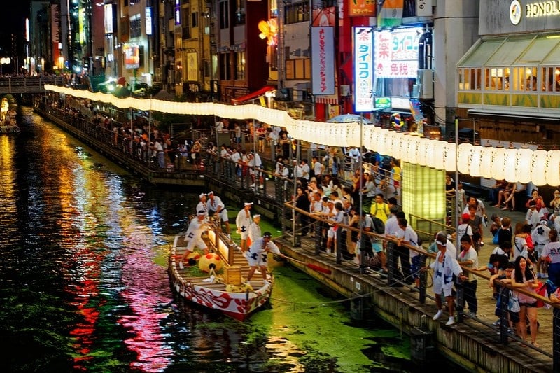 tenjin matsuri boat procession japan summer festivals