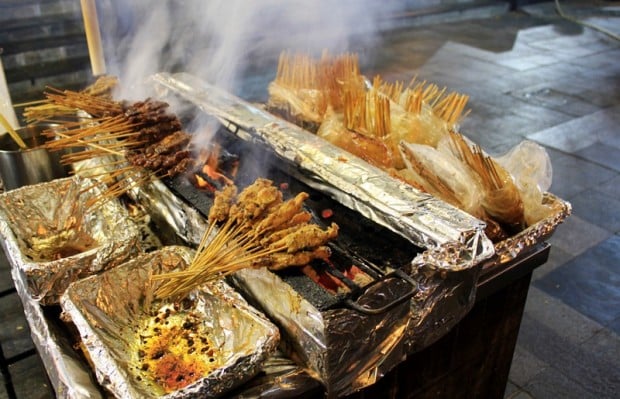 17 Nostalgic Street Snacks in Singapore that Bring Tears to Our Eyes