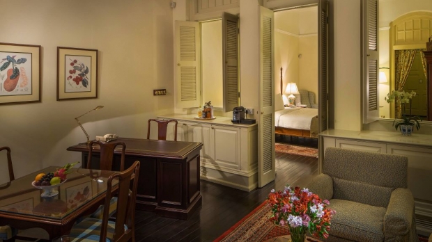 Enjoy a Complimentary Night in Raffles Singapore with HSBC Card