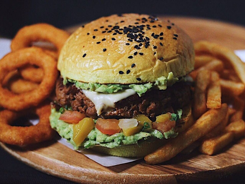 Best Halal Burgers in Singapore That Are Not Fast Food Chains - HalalZilla