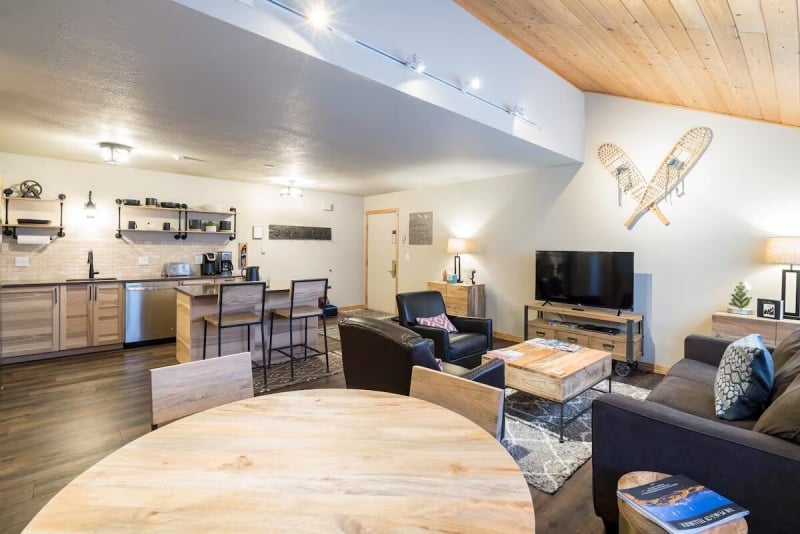 Airbnb Stays in Telluride