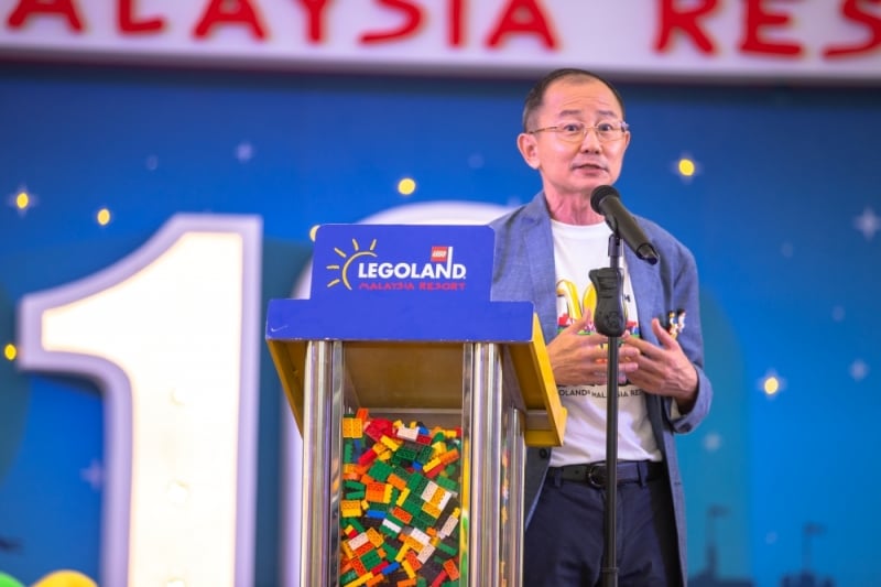 Divisional Director at LEGOLAND Malaysia Resort Mr CS Lim