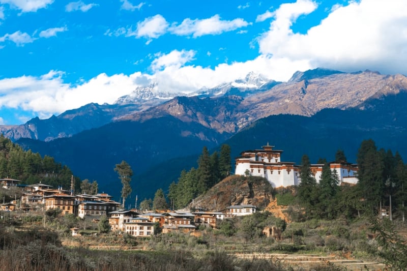 bhutan trans trail - drukgyel dzong
