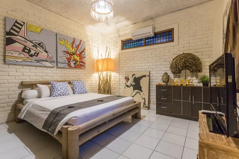 artsy bedroom in bali villa