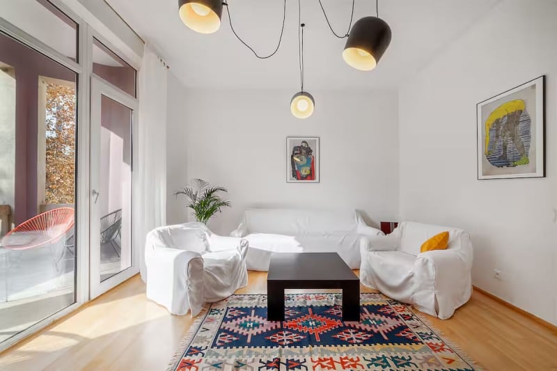 riverside Airbnbs in Tbilisi