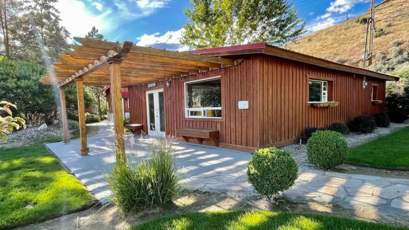 charming Airbnbs at Lake Chelan