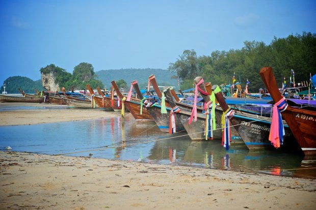 tàu thuyền biển Krabi