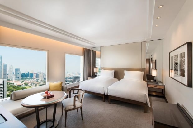 Get S$80 Rebate in Conrad Centennial Singapore with Standard Chartered Card
