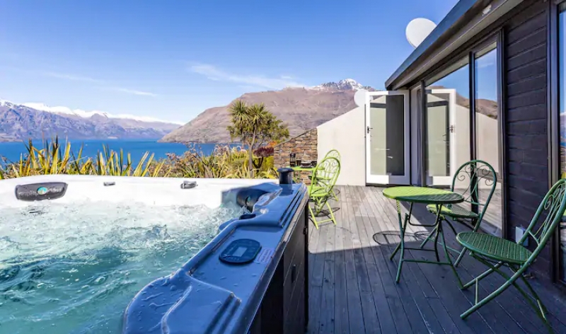 airbnb with hot tub