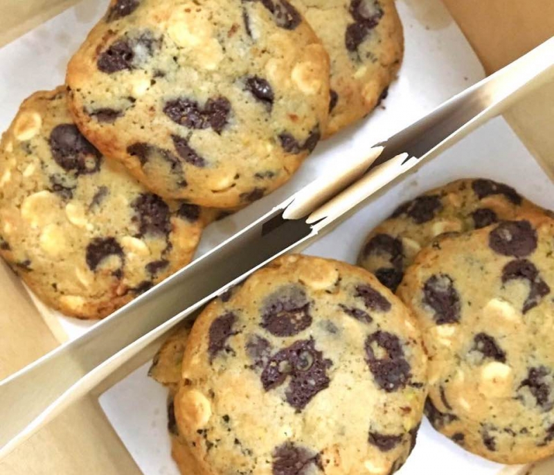 Best cookies in Manila: Chocolate chip cookies from Le Bar