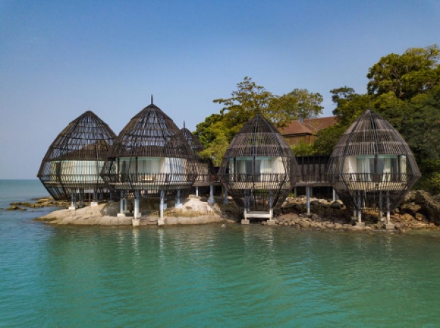 10% off at The Ritz-Carlton, Langkawi with Standard Chartered Bank Card