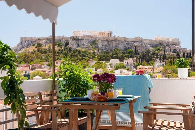17 Best Airbnb Homes in Greece 