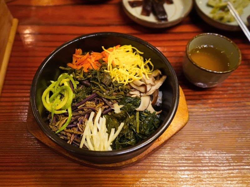 Vegetarian bibimbap