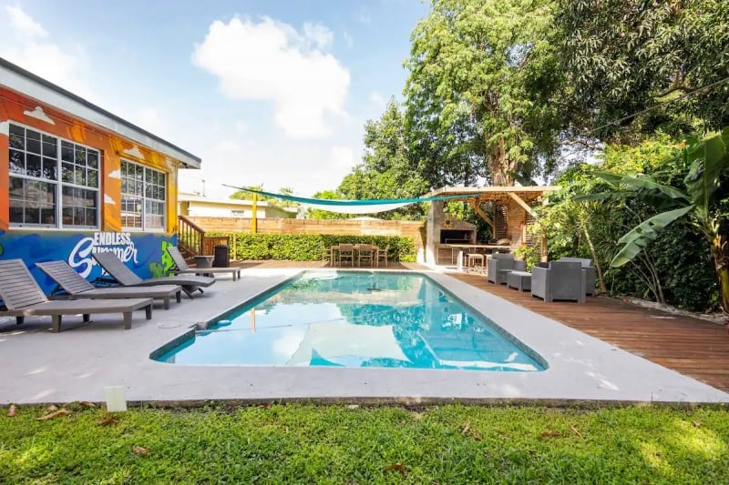 airbnbs miami