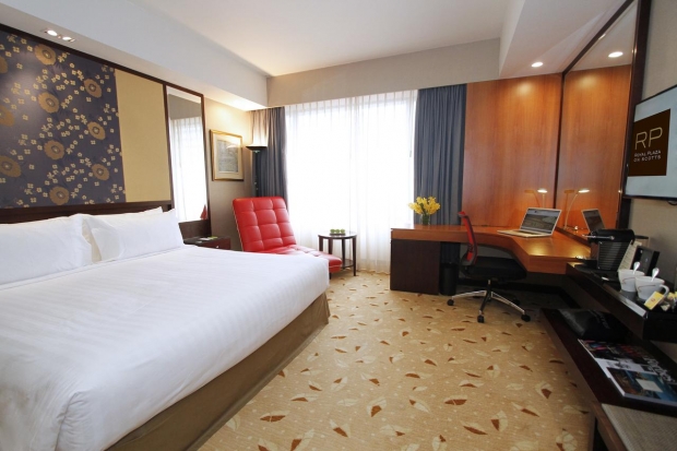 Advance Purchase Deal with Up to 20% Savings in Royal Plaza on Scotts Singapore