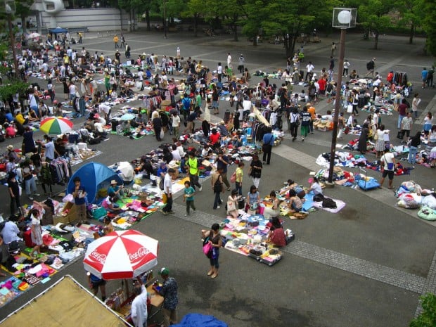 flea markets in tokyo