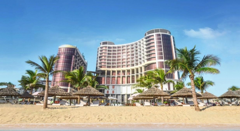 Holiday Beach Da Nang Hotel & Resort