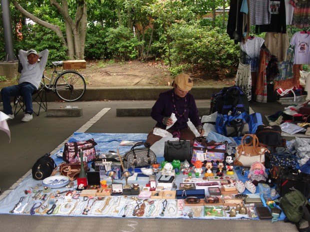 Top 6 Flea Markets in Tokyo for Bargain Hunters