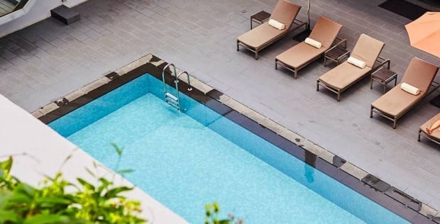 Weekend Staycation at Mandarin Orchard Singapore with Breakfast and 10% Off Best Available Rate