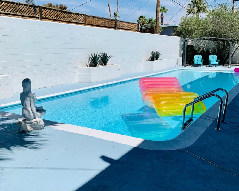 Airbnb with pool in Las Vegas