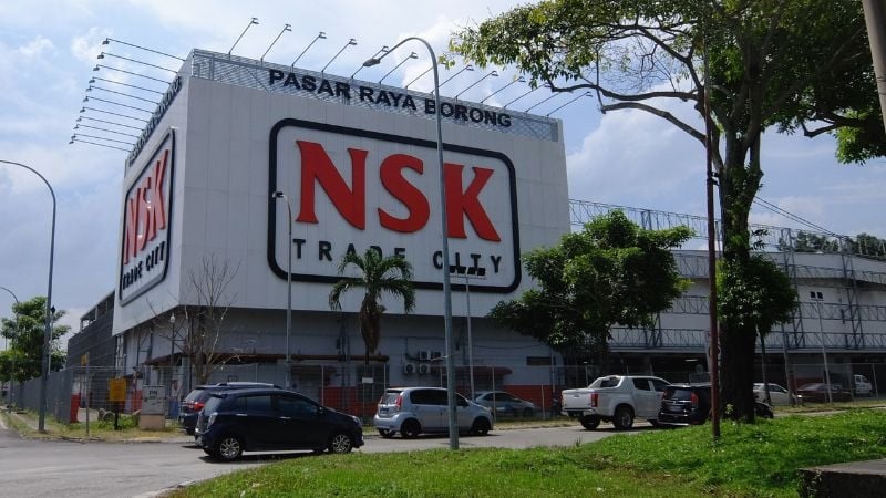 big shopping market